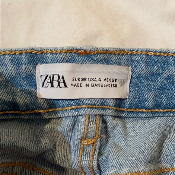 Zara High Rise Light Wash Denim Shorts - Picture 3 of 3
